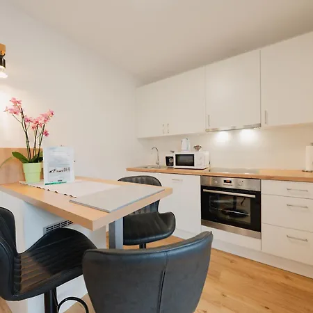 Austrian * Bad Goisern